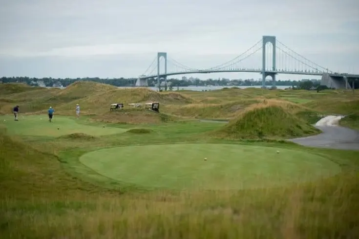 Trump Golf Links at Ferry Point